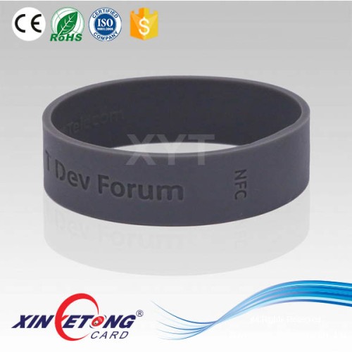 ISO 15693 Round RFID silicone wristbands Icode Sli-X Engraved Wristbands